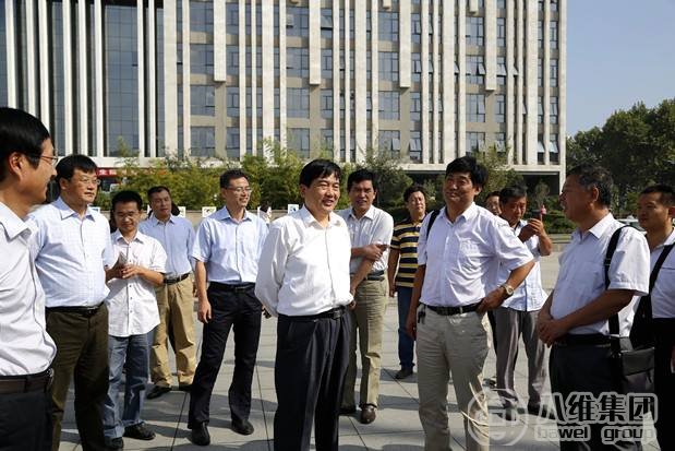 江苏省高校后勤安全工作检查组来我集团宿迁职业技术学院检查工作
