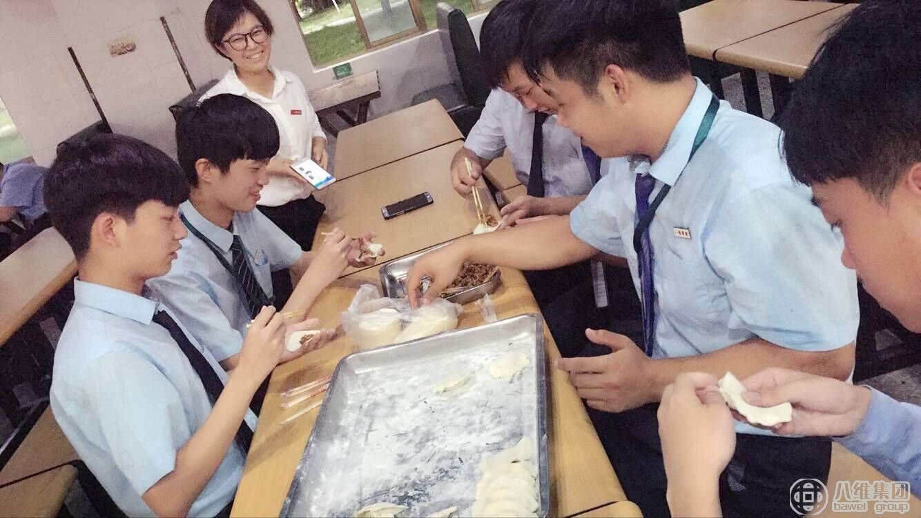 包饺子、过生日，这是我温暖的家！